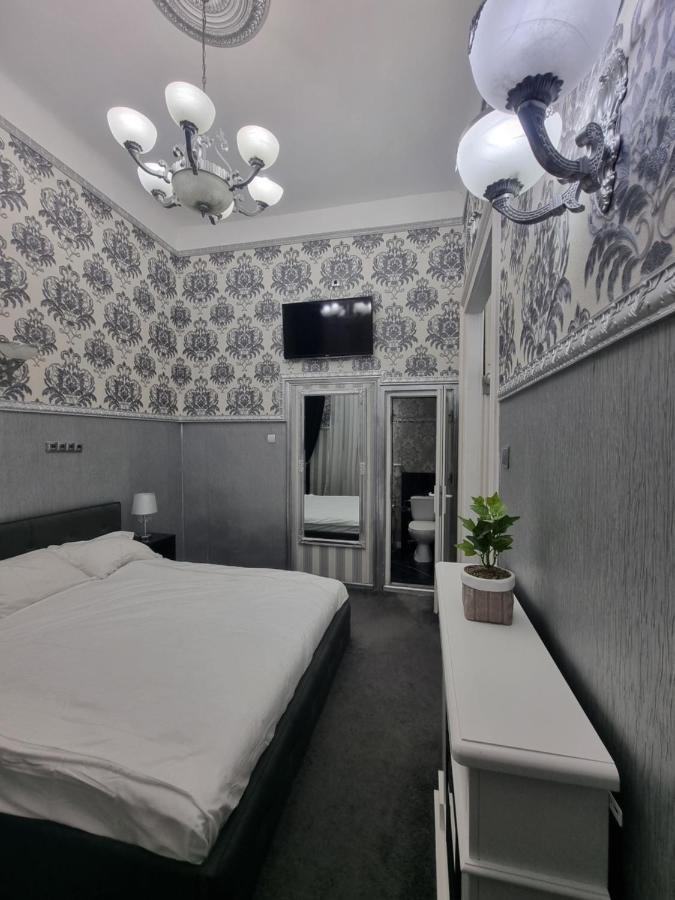 Radac Residence Орадеа Екстериор снимка